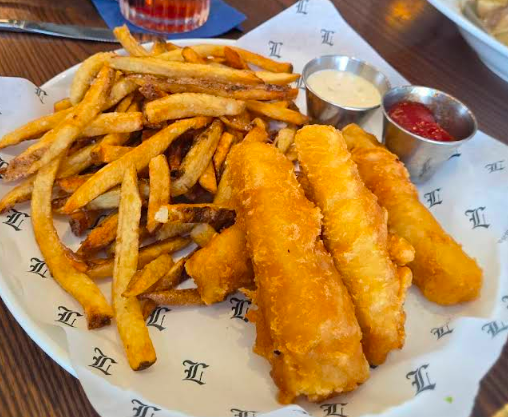 The League Kitchen & Tavern signature dishes Fish and Chips
Southern Burger
Chicken Fried Pork Chop
